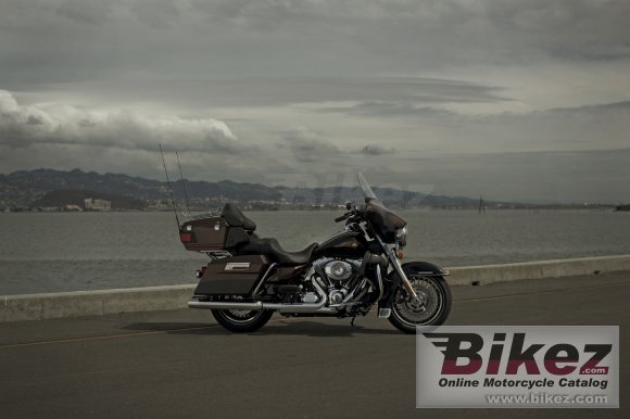 2013 Harley-Davidson Electra Glide Ultra Limited 110th Anniversary photo